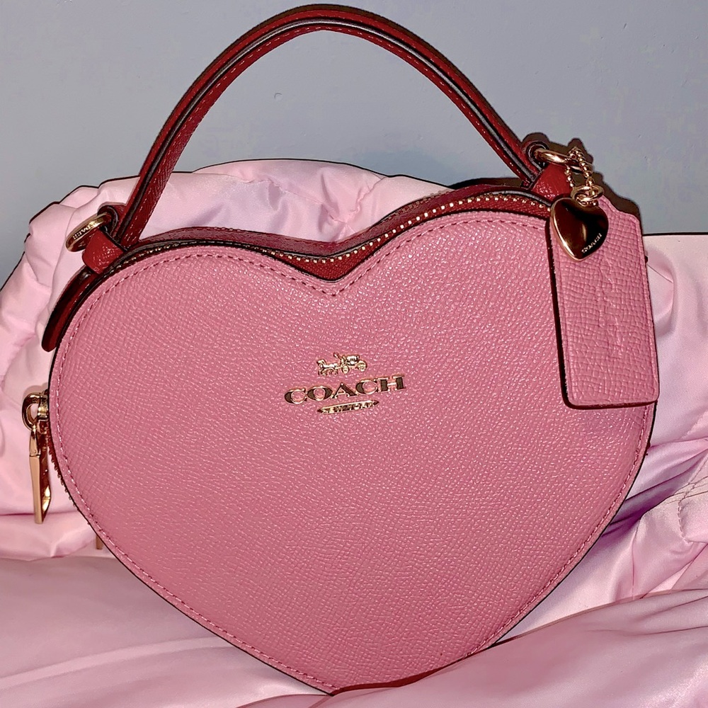 Coach Heart Crossbody Bag in True Pink 💗❤️ Gently Used!